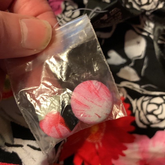 Hell Bunny skulls and flowers halter neck skater dress Size Large - Picture 8 of 13